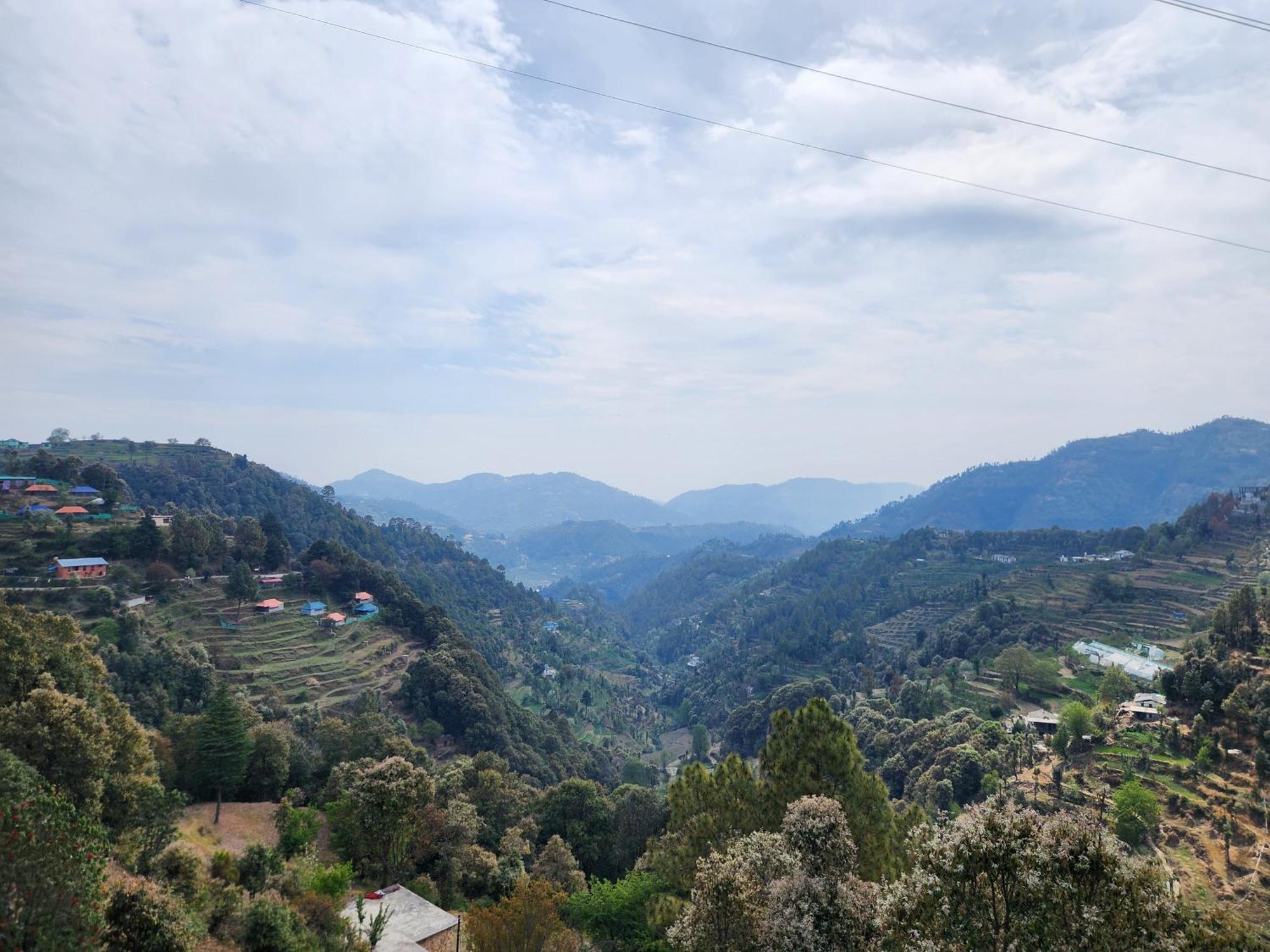 Mountain Golden Ray Διαμέρισμα Mukteshwar Εξωτερικό φωτογραφία